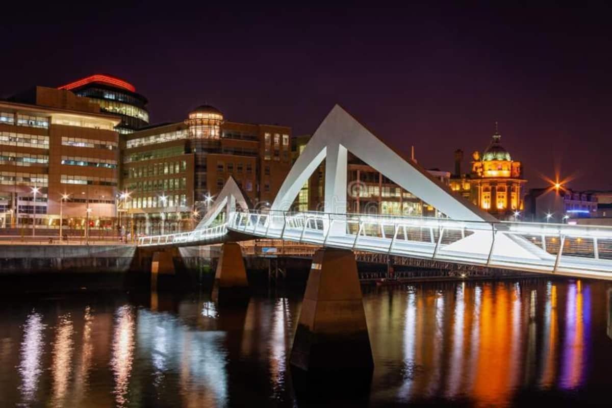 Glasgow City Centre G1 Penthouse With Riverviews - Duplex エクステリア 写真